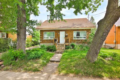 1055, Rue St-Jacques, Longueuil (Le Vieux-Longueuil)